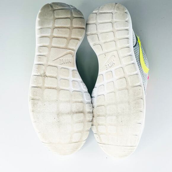 Nike Roshe One Running Sneakers Shoes Grey Yellow Pink Women 8 / Youth 6.5 - Picture 7 of 13